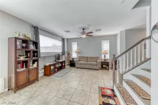 Photo #5: 2578150 Listing