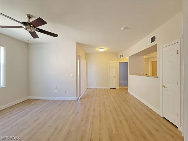 MLS: 2578162 Condo For Sale