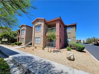 Photo #2: 2578162 Listing