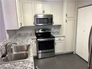 Photo #5: 2578170 Listing 