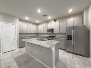Photo #4: 2578202 Listing 