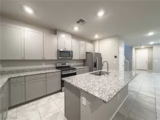 Photo #5: 2578202 Listing 