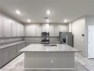 Photo #6: 2578202 Listing 