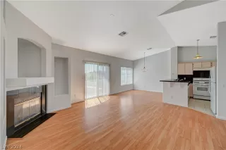 Photo #4: 2578209 Listing 