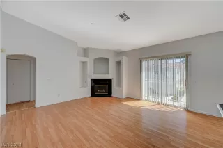 Photo #5: 2578209 Listing 