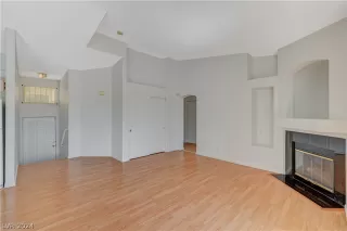 Photo #6: 2578209 Listing 