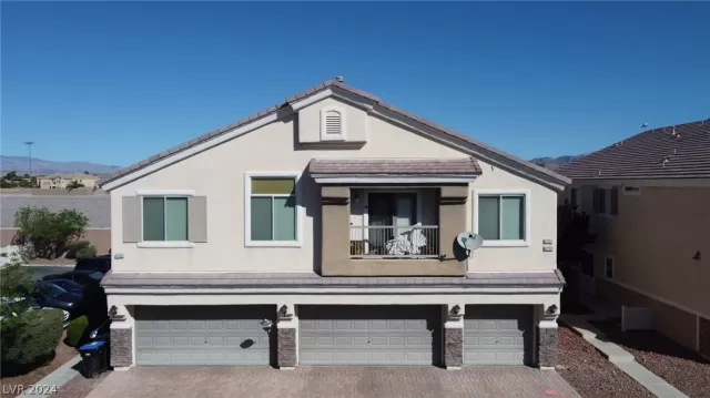 MLS: 2578287 Condo For Sale