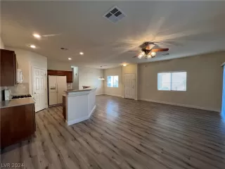 Photo #2: 2578322 Listing 