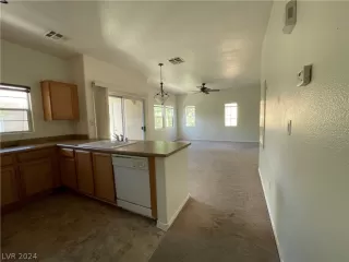 Photo #4: 2578358 Listing 