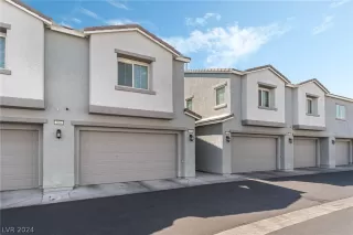 Photo #1: 2578381 Listing