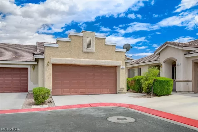 MLS: 2578409 Condo For Sale