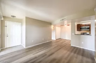 Photo #6: 2578427 Listing 