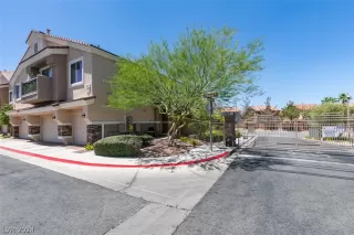 Photo #1: 2578439 Listing