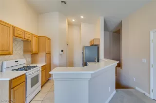 Photo #4: 2578439 Listing