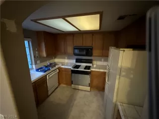 Photo #1: 2578458 Listing 