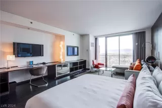 Photo #3: 2578550 Listing