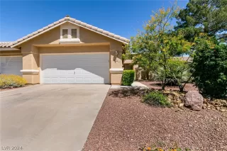 Photo #1: 2578556 Listing 