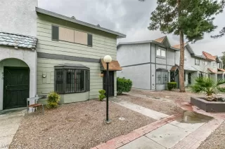 Photo #1: 2578597 Listing