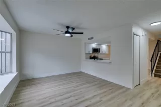 Photo #4: 2578597 Listing