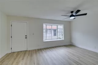 Photo #6: 2578597 Listing