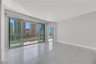 Photo #5: 2578601 Listing