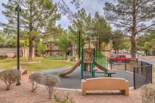 Photo #1: 2578605 Listing
