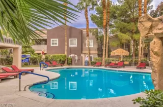 Photo #4: 2578605 Listing