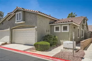 Photo #4: 2578632 Listing