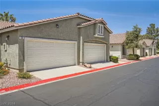 Photo #5: 2578632 Listing