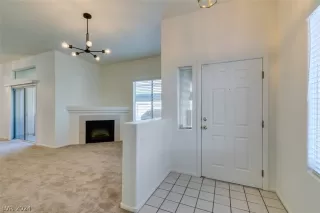 Photo #3: 2578650 Listing