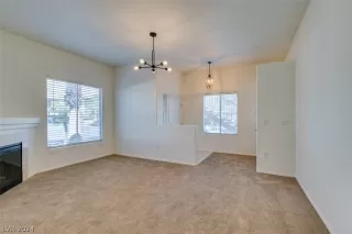 Photo #5: 2578650 Listing