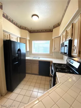 Photo #6: 2578661 Listing 