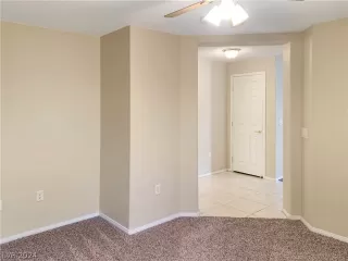 Photo #6: 2578701 Listing