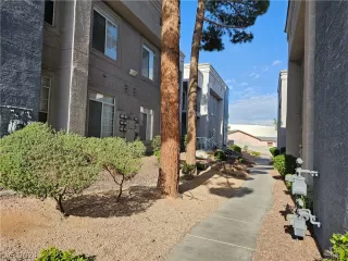 Photo #2: 2578748 Listing 