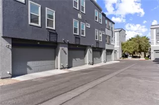 Photo #4: 2578813 Listing