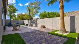 Photo #4: 2578846 Listing