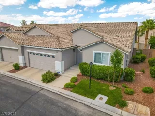 Photo #5: 2578846 Listing