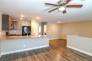 Photo #1: 2578879 Listing