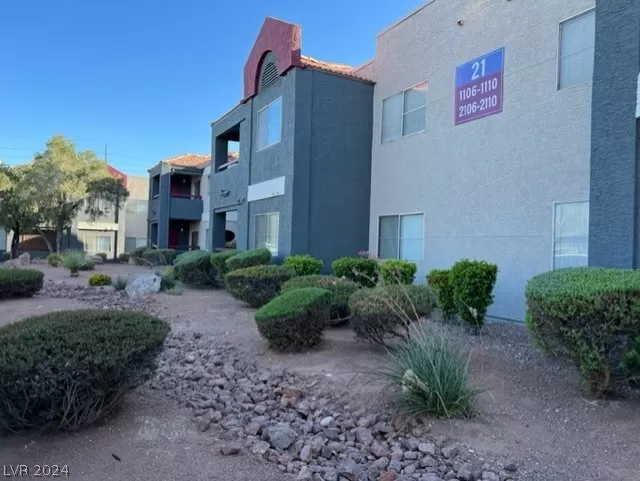 MLS: 2578884 Condo For Sale