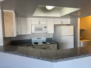 Photo #1: 2578884 Listing 