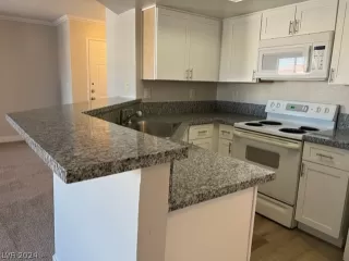 Photo #3: 2578884 Listing 