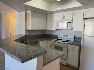 Photo #4: 2578884 Listing 