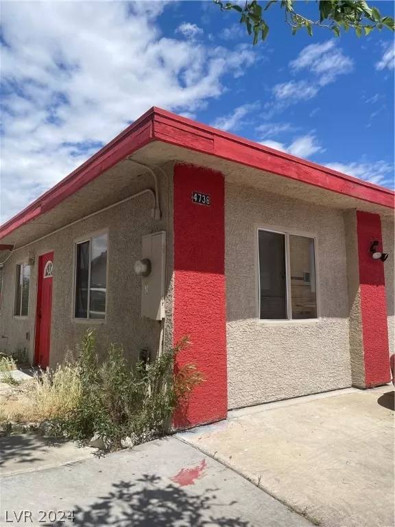 MLS: 2578890 Condo For Sale