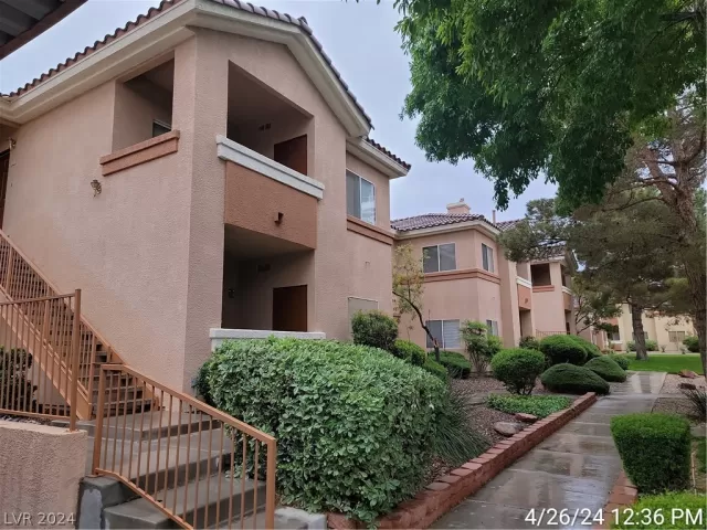 MLS: 2578893 Condo For Sale