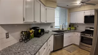 Photo #2: 2578906 Listing