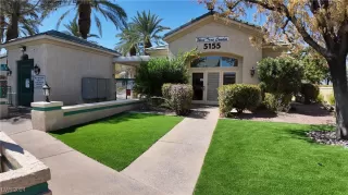 Photo #6: 2578906 Listing