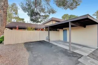 Photo #3: 2578907 Listing