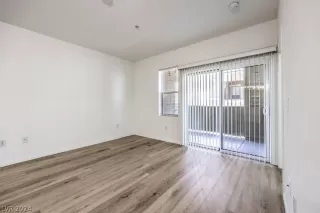 Photo #5: 2578912 Listing 