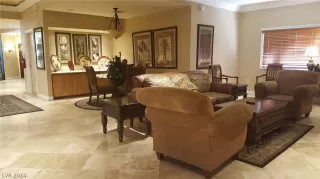 Photo #4: 2578925 Listing