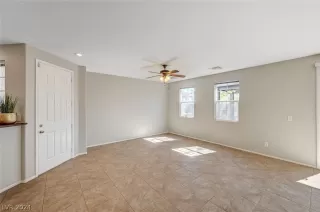 Photo #3: 2578933 Listing 